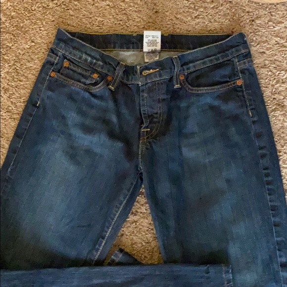 Clothes - Picture 2 of 3